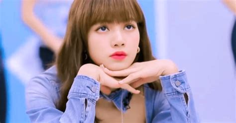 Check spelling or type a new query. 5 cosas que debes saber sobre Lisa de Blackpink | La ...