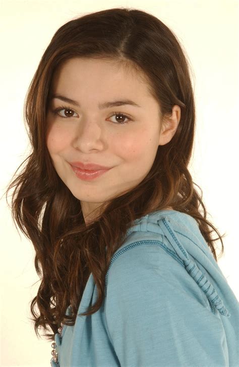 Miranda taylor cosgrove (born may 14, 1993) is an american teen actress and pop rock recording artist. Miranda cosgrove sin ropa. mejores imágenes de Miranda ...