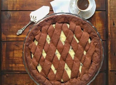 Chocolate lovers will go crazy for this rich, decadent chocolate mousse. Chocolate Ricotta Pie (Traditional Italian Grandma Recipe ...
