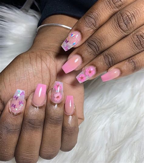 Find great deals on ebay for nail art dried flowers. 40+ Glam Dried Flower Nail Designs For Spring 2020 - The ...