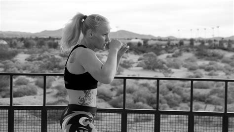 Martial artist ufc flyweight lionfight, wmc, phoenix, wkc, ifma.antonina shevchenko начал(а) читать. La Bala Hirió En Su Debut: Así Llegó Shevchenko | UFC