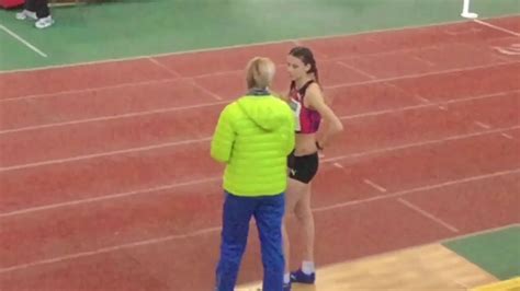 Yaroslava oleksiyivna mahuchikh is a ukrainian high jumper. Ярослава Магучих.Высота 1м90см и 1м93см. - YouTube