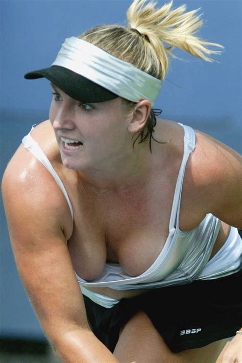 Sara ha dovuto lottare 3 ore per avere la meglio di alize cornet beniamina di casa. Hot Female Tennis Players Pics Photos Wallpapers: Bethanie ...