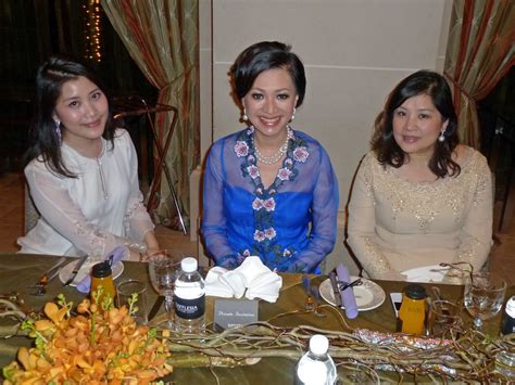 Select from premium vincent tan of the highest quality. Kee Hua Chee Live!: WINNIE SIN OF RAFFLESIA HOSTED GALA ...