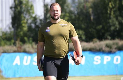 Lukas weißhaidinger ist beim austrian top meeting der leichtathleten in graz im diskusbewerb nicht gefordert worden. Lukas Weisshaidinger: 1 Drohne, 5 Kameras, 10 Diskus-Modelle