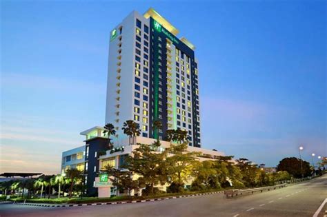 Pizza inn is headquartered in the dallas suburb of the colony. Best Price on Holiday Inn Melaka in Malacca + Reviews