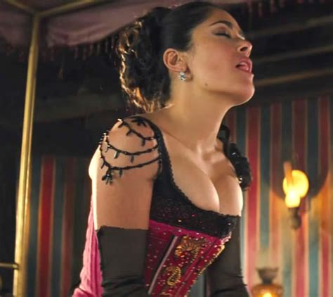 In this 2006 comedy action western set in mexico during the 1890s, sara sandoval (salma hayek) and maría álvarez (penélope cruz) are complete opposites. Travis Simpkins: Bandidas (2006): Salma Hayek and Penelope ...