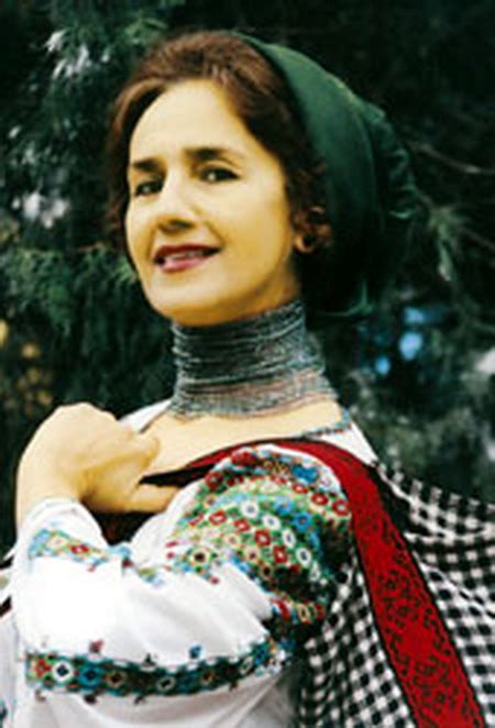 Sofia vicoveanca (numele real fiind sofia micu) (n. SOFIA VICOVEANCA