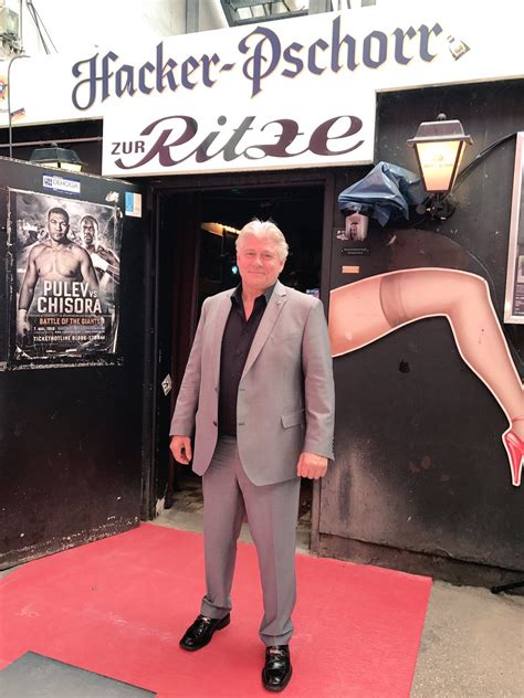 Find unique places to stay with local hosts in 191 countries. Er hatte die idee für den ehren-stern für toten "ritze ...