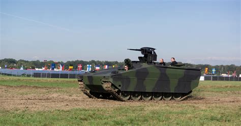 Rheinmetall is delivering each of the lynx vehicles to compete in the test and evaluation trials as part. Lynx gyalogsági harcjárműveket kap a Magyar Honvédség ...