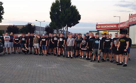 Witam, miło mi że dołączyliście do tej grupy Hooligans.cz - ŁKS Łódź - Raków Częstochowa (14.07.20) 60 ...
