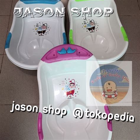 Bak mandi ini menawarkan sesuatu yang unik dan beda dari yang lain. Jual Bak mandi plastik bayi/anak (ada tempat duduk ...