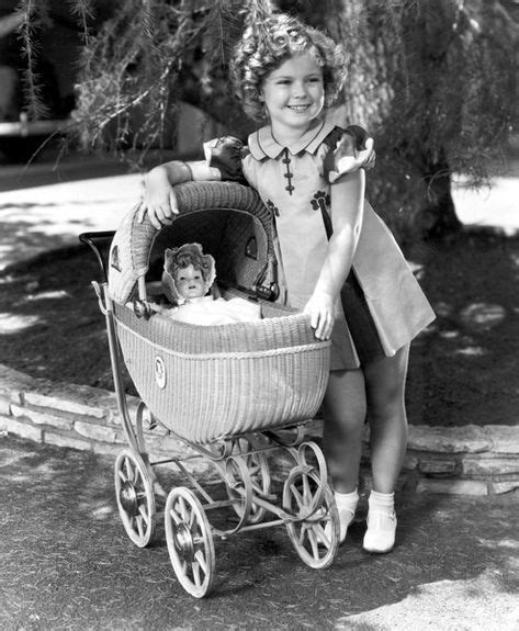 Welcome to the official website for shirley temple, home of america's little darling. Pin von Zara Westwood auf Shirley Temple in 2020 | Foto ...