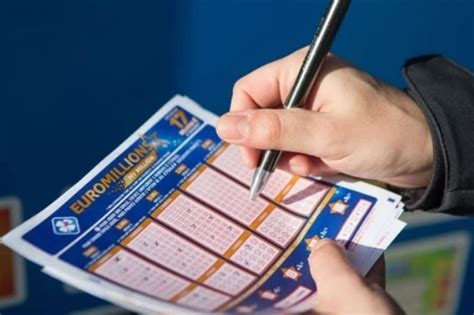 Aug 06, 2021 · euromillions results. Résultat de l'Euromillions (FDJ) : le tirage du vendredi ...