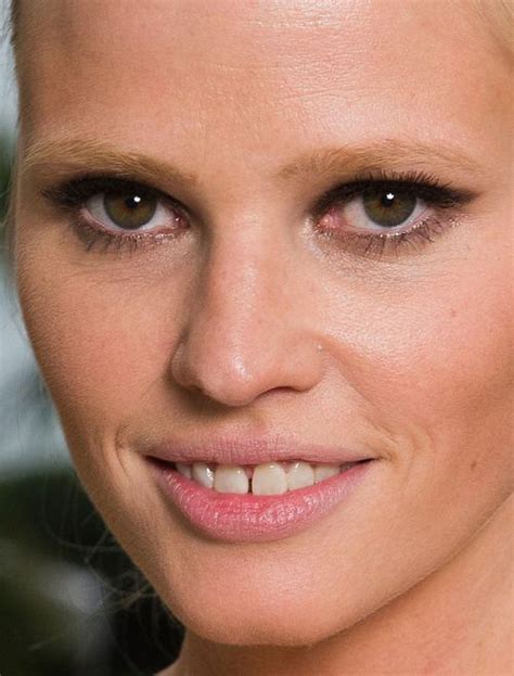 Model lara stone celebrates her birthday today, which hopefully elicits plenty of smiles. lara stone lara stone model makeup celebrity celebs ...