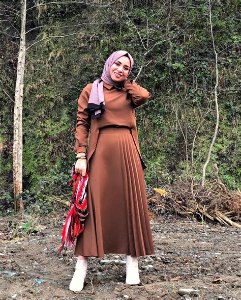 Check spelling or type a new query. Image may contain: 1 person, standing, outdoor and nature | Fashion, Hijab fashion, Hijab outfit