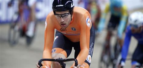 Although it is very aerodynamic, it is not a safe position and not very comfortable either. Europese Spelen 2019: Zilver voor Jan-Willem van Schip op ...