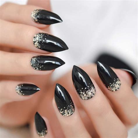 Uñas postizas negras uñas negras largas uñas negras mate uñas acrilicas blancas diseños de. Uñas Acrilicas Negras En Punta : #Nails ⚪⚫☯ | ropa en 2019 | Uñas náuticas, Uñas negras ...
