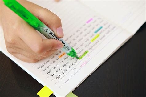 Biasanya pada contoh kalimat perintah dalam bahasa inggris yang sopan didahului dengan kata 'please' untuk memperhalus perintah. Pengertian dan Contoh Kalimat Klausa Bahasa Inggris ...