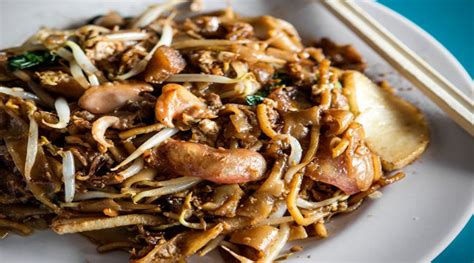 Their business is recorded as sole proprietor. WhyQ | Ghim Moh Market & Food Centre