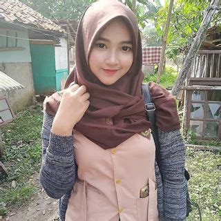 Your hijab stock images are ready. Ayu Nabilaa (@ayunabilaa1) • Foto dan video Instagram di 2020 | Wajah wanita, Wanita, Gaya hijab