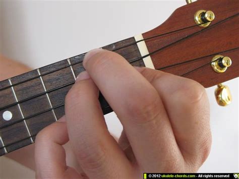 For over 950,000 charts and voicings, grab an account. Dm7 ukulele chord | How to play a Dm7 on the soprano. For al… | Flickr