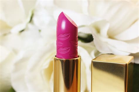 Check spelling or type a new query. YSL Kiss and Love Rouge Pur Couture Le Fuchsia #19 ...