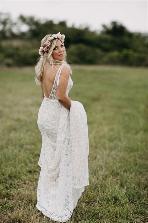 Visit our site to find out more about wedding dresses (where to get them, and how you can save up to 80%) at weddingdresses.smallarticles.com. PreOwned Wedding Dresses - Everything you need to know ...