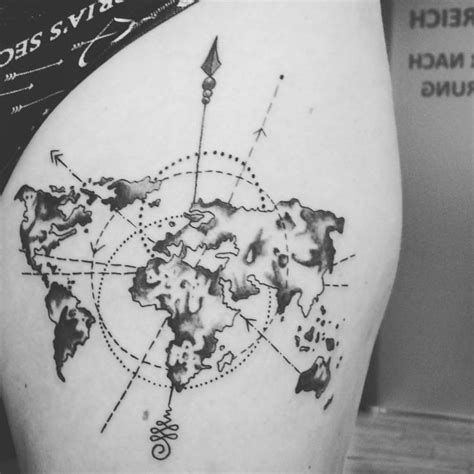 Schwarz weltkarte umrisse … weltkarte umrisse. 30 besten weltkarte tattoo Bilder auf Pinterest | Karten ...