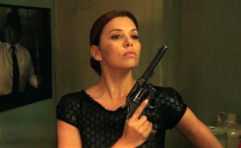 Eva longoria is an american film and television actress and director, best known for portraying leading character gabrielle solis on the abc television series desperate housewives. Eva Longoria (Without Men)