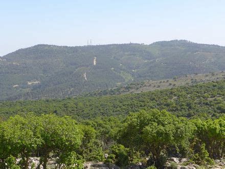 אף יישוב ערבי לא נמצא ביציבות כלכלית. הר אביתר - iNature
