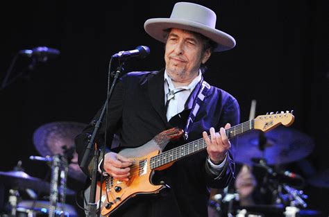 Often regarded as one of the greatest songwriters of all time. Bob Dylan Papers, Unpublished Lyrics Sell for $495K at ...