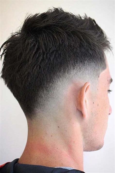 Temp fades work best with short to medium length dreads. The Bald Fade: Alles, was Sie wissen wollten | Faded hair ...