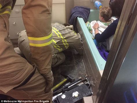 Bathtubs can be everything, and if you're looking to upgrade your bathing experience then they're one of the best places to start. Melbourne boy gets stuck in bathtub plughole for 5 hours ...