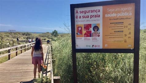 A partir de agora, adultos com idade igual ou superior a 50 anos podem se inscrever na xepa da vacina. Covid-19: Praias de Vila Real de Santo António têm nova ...