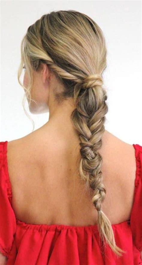 Two advantages of this hairstyle are: 2019 hairstyles for hot weather | Second day hairstyles ...