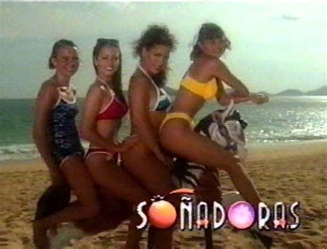 Jun 29, 2021 · 'soñadoras' fue una telenovela juvenil que se estrenó en 1998, y contó con las actuaciones de aracely arámbula, michelle vieth, angélica vale, laisha wilkins, irán castillo, arath de la. Soñadoras- GALERIA 1