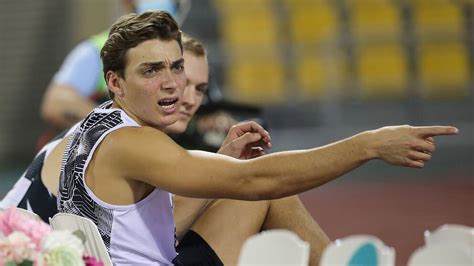 Duplantis won gold as a 15 year old in the boys' pole vault at the 2015 world youth championships and holds a. Armand Duplantis vann i säsongsavslutningen - men inte ...