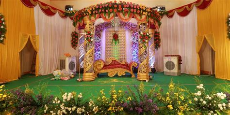 Décoration mariage zen bambou vert version épurée. Wedding Stage Decoration Stock Photos - Download 1,880 ...