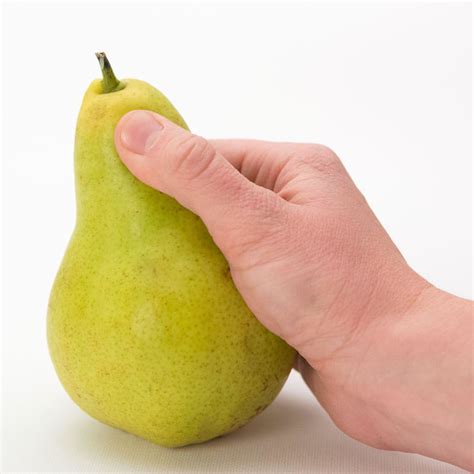 Nothing is worse than biting into a crunchy pear. How to Ripen Pears | Stemilt