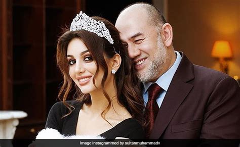 Malaysian king sultan muhammad v abdicates for russian beauty queen. Malaysia's Ex-King Sultan Muhammad V Divorces Russian Ex ...