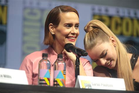 Her dating history is not available to us at the moment. Sarah Paulson & Anya Taylor-Joy | Sarah Paulson and Anya ...