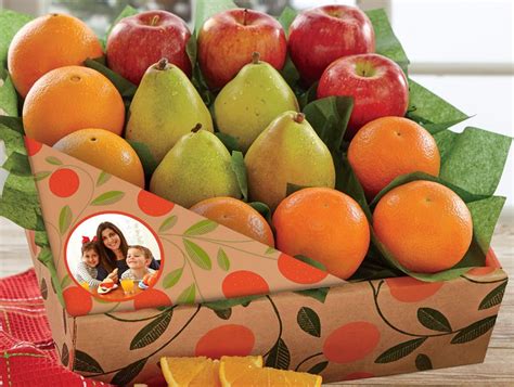 Shopping & retail in paphos, paphos, cyprus. Florida Favorites Citrus Gift Box (With images) | Ruby red ...