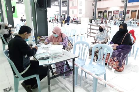 Perhatian buat semua pelajar darjah 6 sekolah rendah. Pendaftaran kemasukan Sekolah Rendah Agama At-Tanwiriah ...