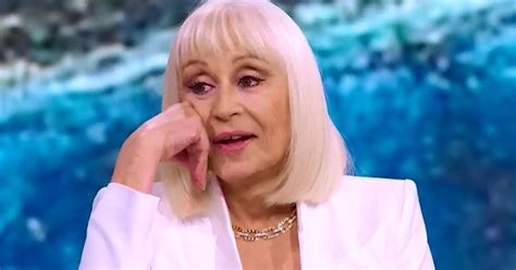 She is especially popular in her native country and in spain and latin america where during the past decades she has conducted numerous popular tv shows, mainly in. Raffaella Carrà 'bacchetta' il direttore di Rai2 ...
