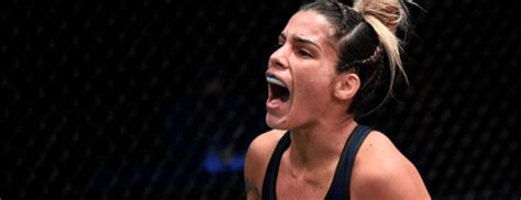 Ufc 261 takes place saturday, april 24, 2021 with 9 fights at ufc apex in las vegas, nevada. Randa Markos treft UFC debutante Luana Pinheiro tijdens ...