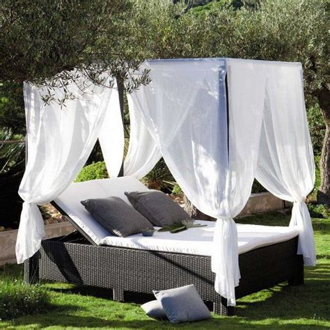 Size:60x250x1000cm or as per order demand. white canopy bed | romantic canopy bed ideas for honeymoon ...