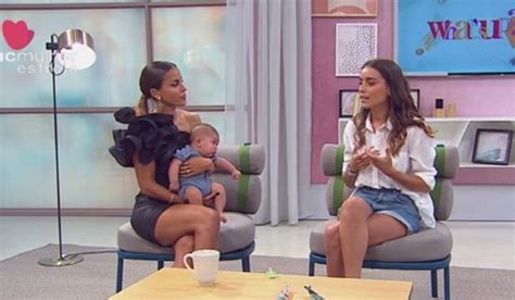 Check spelling or type a new query. Carolina Patrocínio apresenta na SIC com filho ao colo e ...
