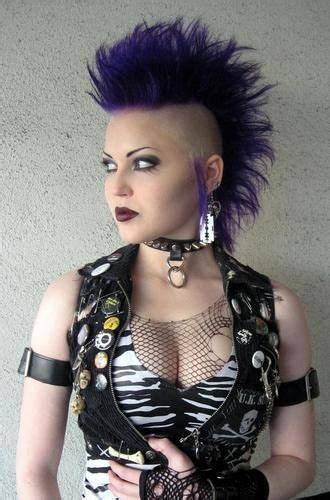 Check spelling or type a new query. Resultado de imagem para punk girl | Cheveux punk rock ...