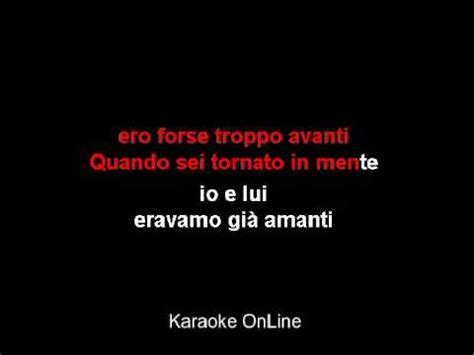 Ancora una volta mina sceglie una canzone la cui costruzione mette in discussione la centralità del ritornello. Mina E poi - YouTube